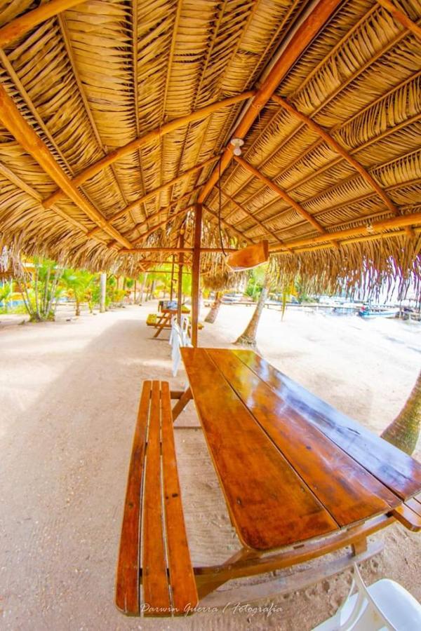 Denny'S Beach Resort Hotel Mariscos 外观 照片